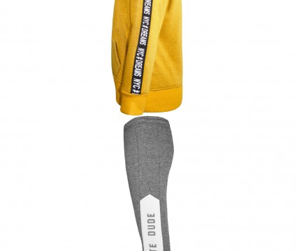 Φόρμα μπλούζα με τυπωμένη tape στα μανίκια και την κουκούλα και παντελόνι με τύπωμα στο πλάι