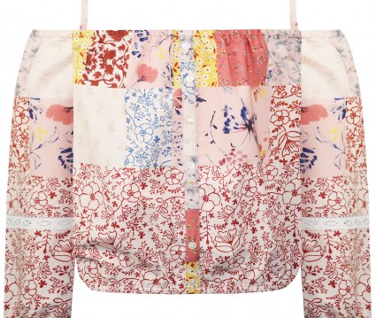 Τοπ εμπριμέ off-shoulder 