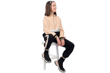 Σετ παντελόνι και μπλούζα με κουκούλα