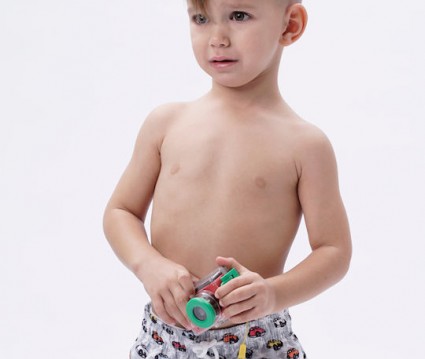 Παιδικό μαγιό εμπριμέ αυτοκινητάκια για αγόρι | ΕΜΠΡΙΜΕ